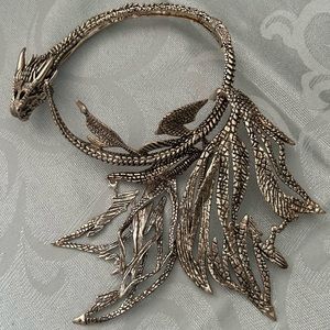 GOT limited edition MEY Daenerys dragon necklace. Sterling silver. NIB
